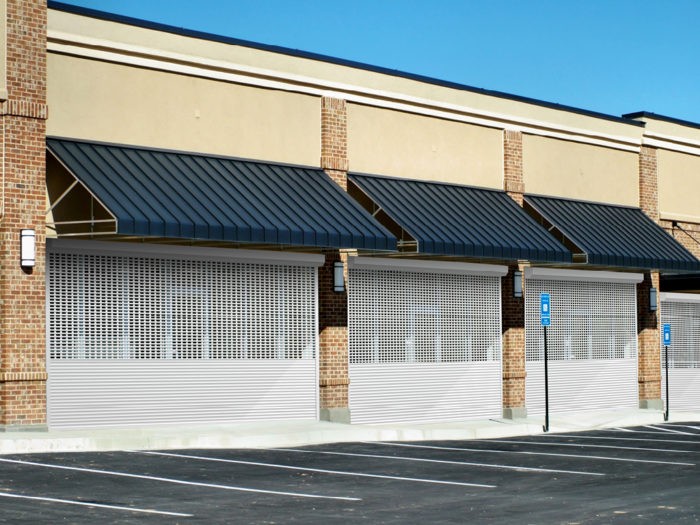 Рольворота DoorHan из одностенного экструдированного профиля RHE84M, RHE84GM