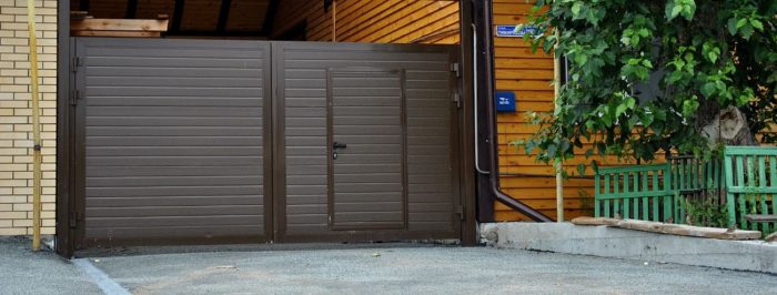 Купить распашные ворота Алютех