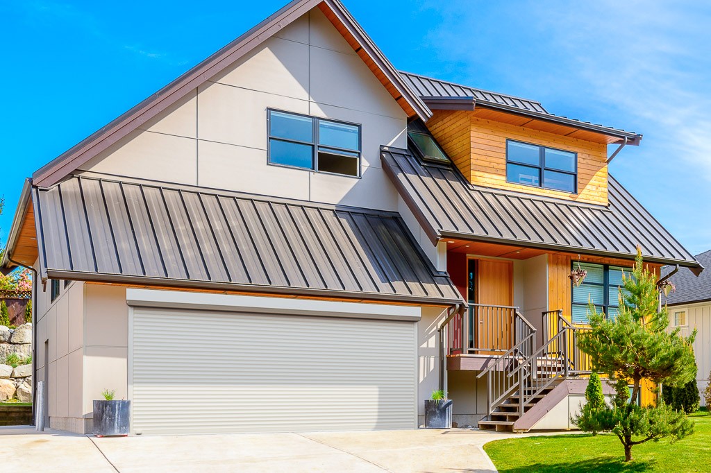 Рольворота DoorHan из пенозаполненного профиля RH77M