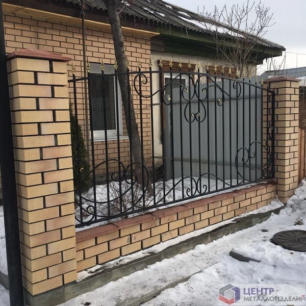 Кованый забор размер 1700х2500мм