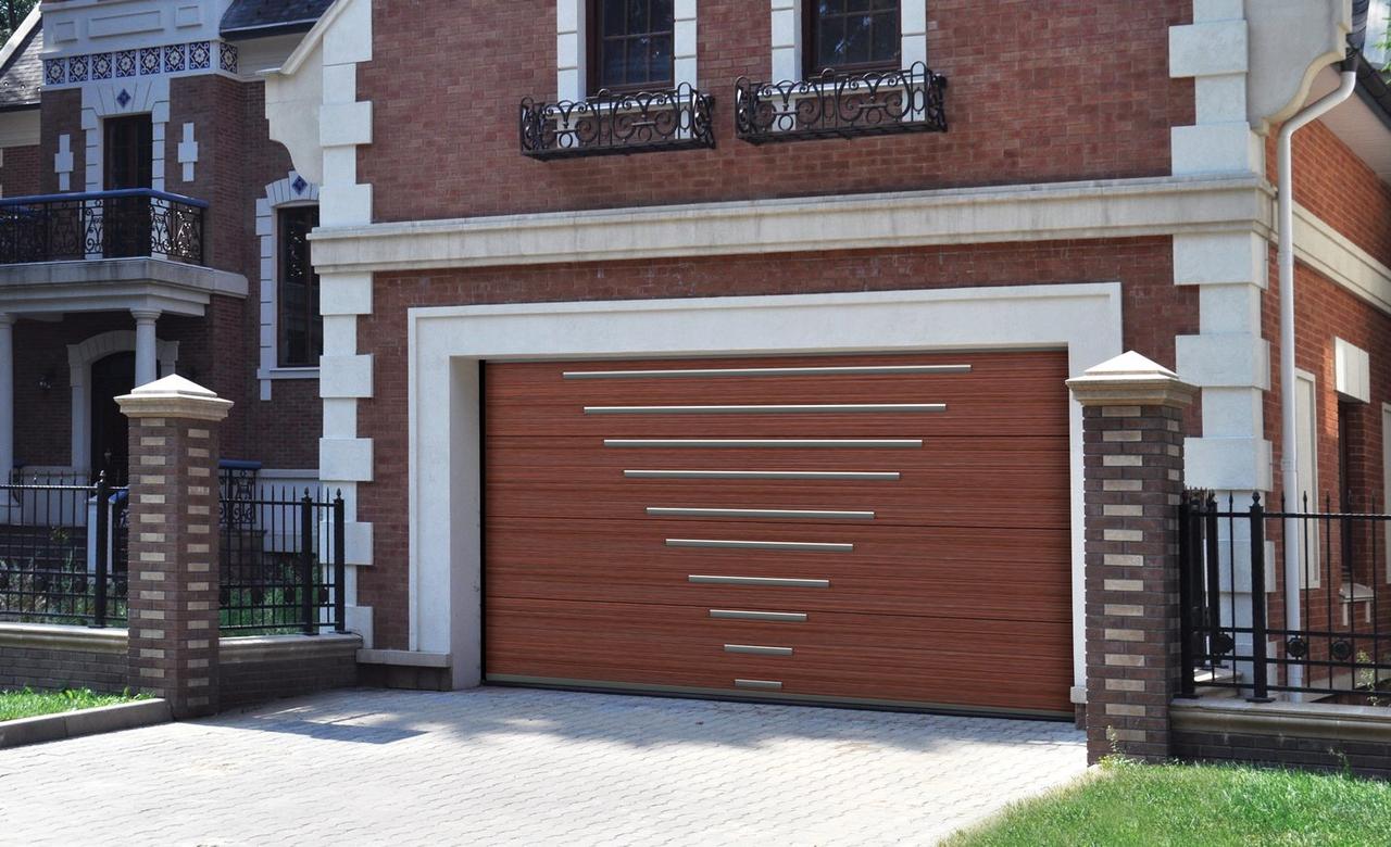 Секционные ворота DoorHan RSD02 PREMIUM Hi Tech