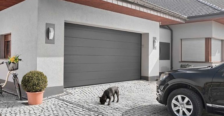 Гаражные секционные ворота Alutech серии Trend размер: 5000х2250мм