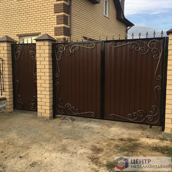 Кованые распашные ворота 1000х2000мм