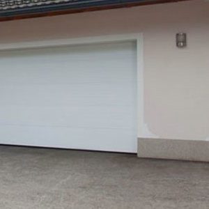 Гаражные секционные ворота Alutech Trend с пружинами растяжения размер 2500х2375мм