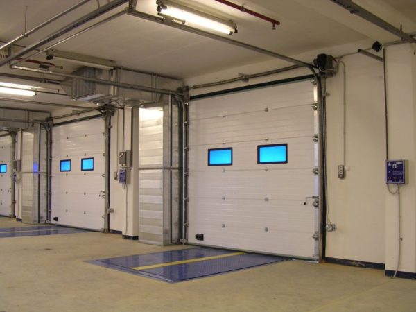 Промышленные секционные ворота DoorHan на проем 3000х3100(h) мм. — изображение 3