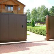 Уличные откатные ворота DoorHan 3500x2100(h)
