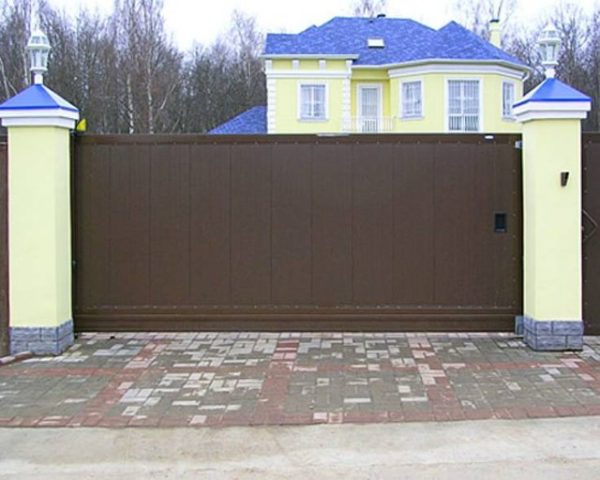 Уличные откатные ворота DoorHan 4000x2100(h) — изображение 2